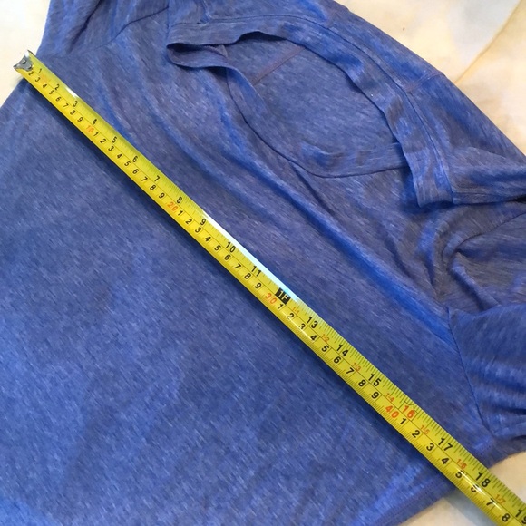 💙 GapFit breathe variegated stretchy long thumb hole sleeve performance top - Picture 12 of 14